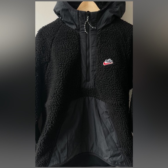 Nike Other - Nike Heritage Sherpa 1/4 zip fleece